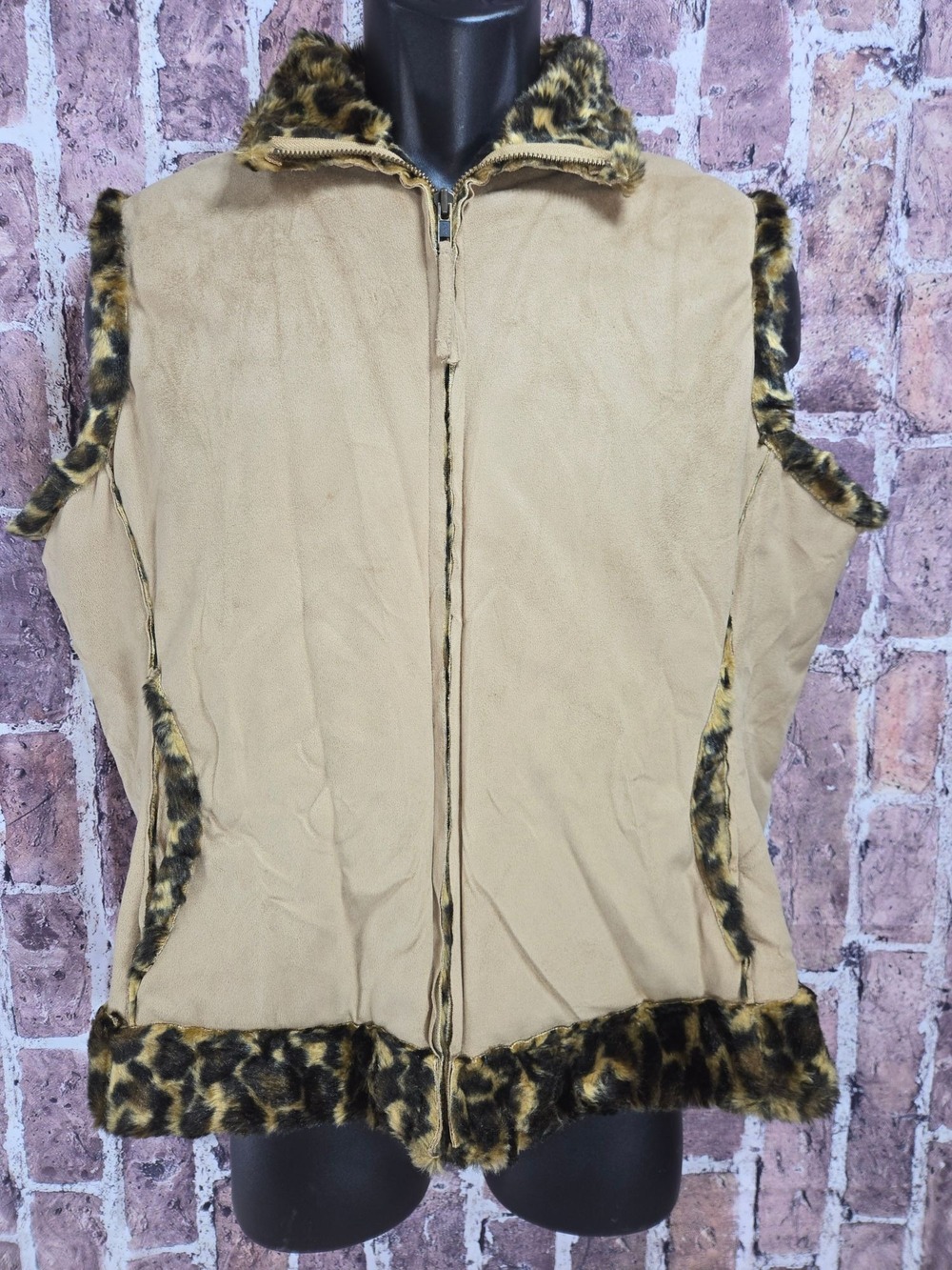 Cripple Creek XL Tan Vest With Leopard Faux Fur Trim & Zip Front
